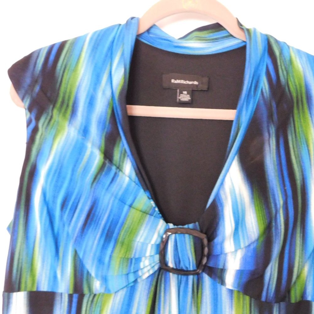 Sleeveless summer dress